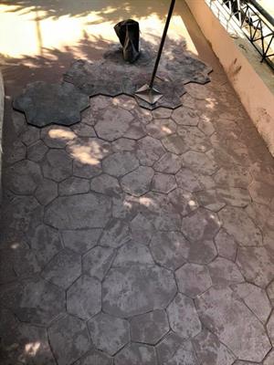 σταμπωτο δαπεδο τιμη